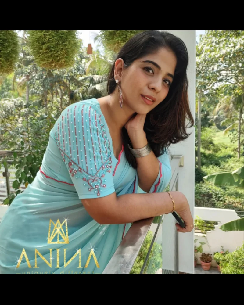 Saree 06 - Image 2