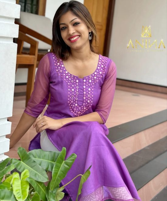 HEAVY MIRROR WORKED ORGANZA SLIT TOP