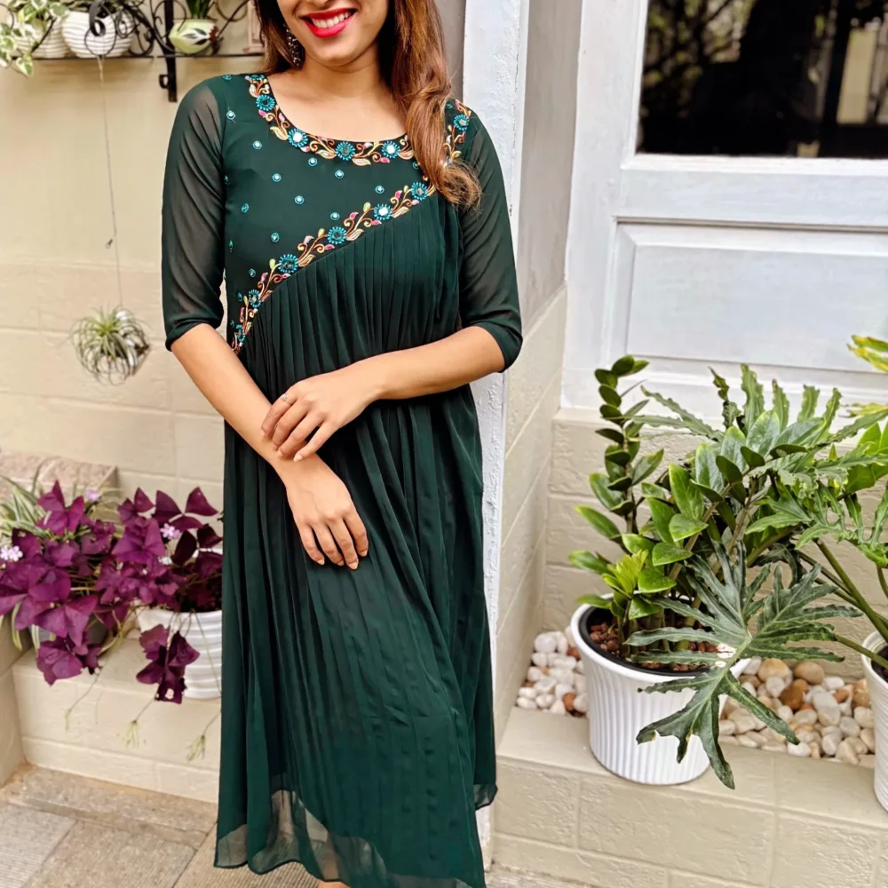 Thread and Mirror Embroidery Georgette Aline Top - Image 3