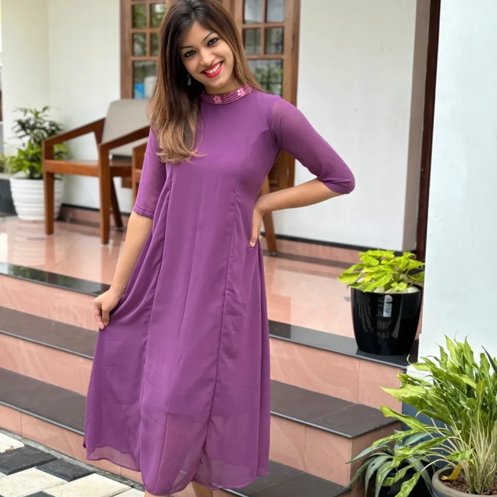 Budget Friendly Pannel Top With Collar Handwork